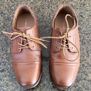 Tahari Brown Kids Dress Shoes
